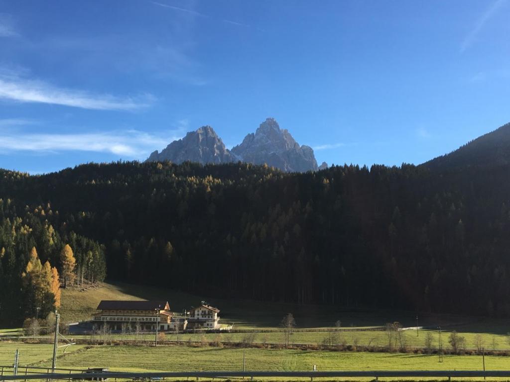 Peil Highend-Basic Apartments San Candido Bagian luar foto